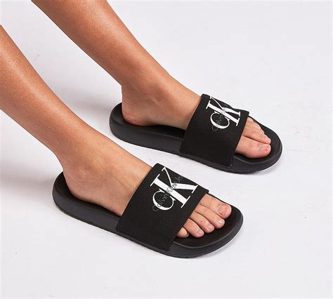 women's designer sliders.